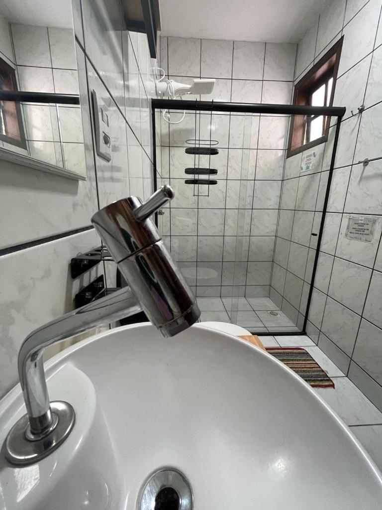 Mahalo Hostel Abraão Zewnętrze zdjęcie