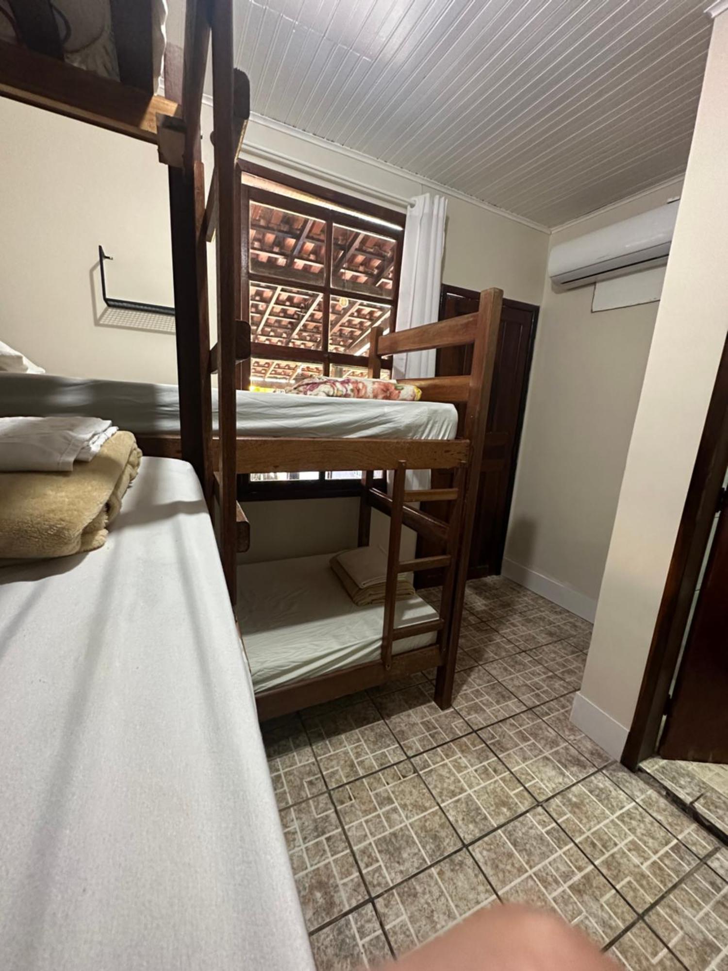 Mahalo Hostel Abraão Zewnętrze zdjęcie