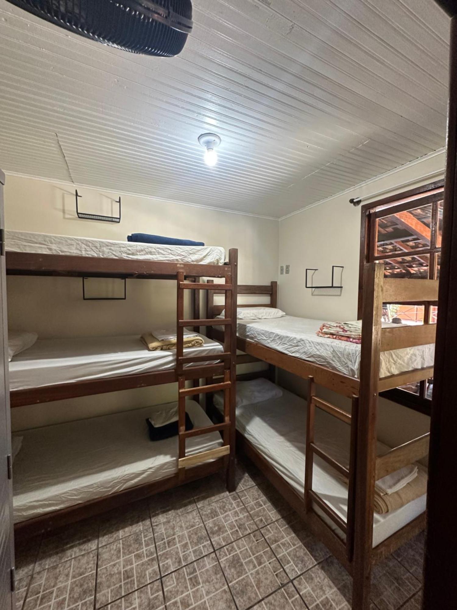 Mahalo Hostel Abraão Zewnętrze zdjęcie