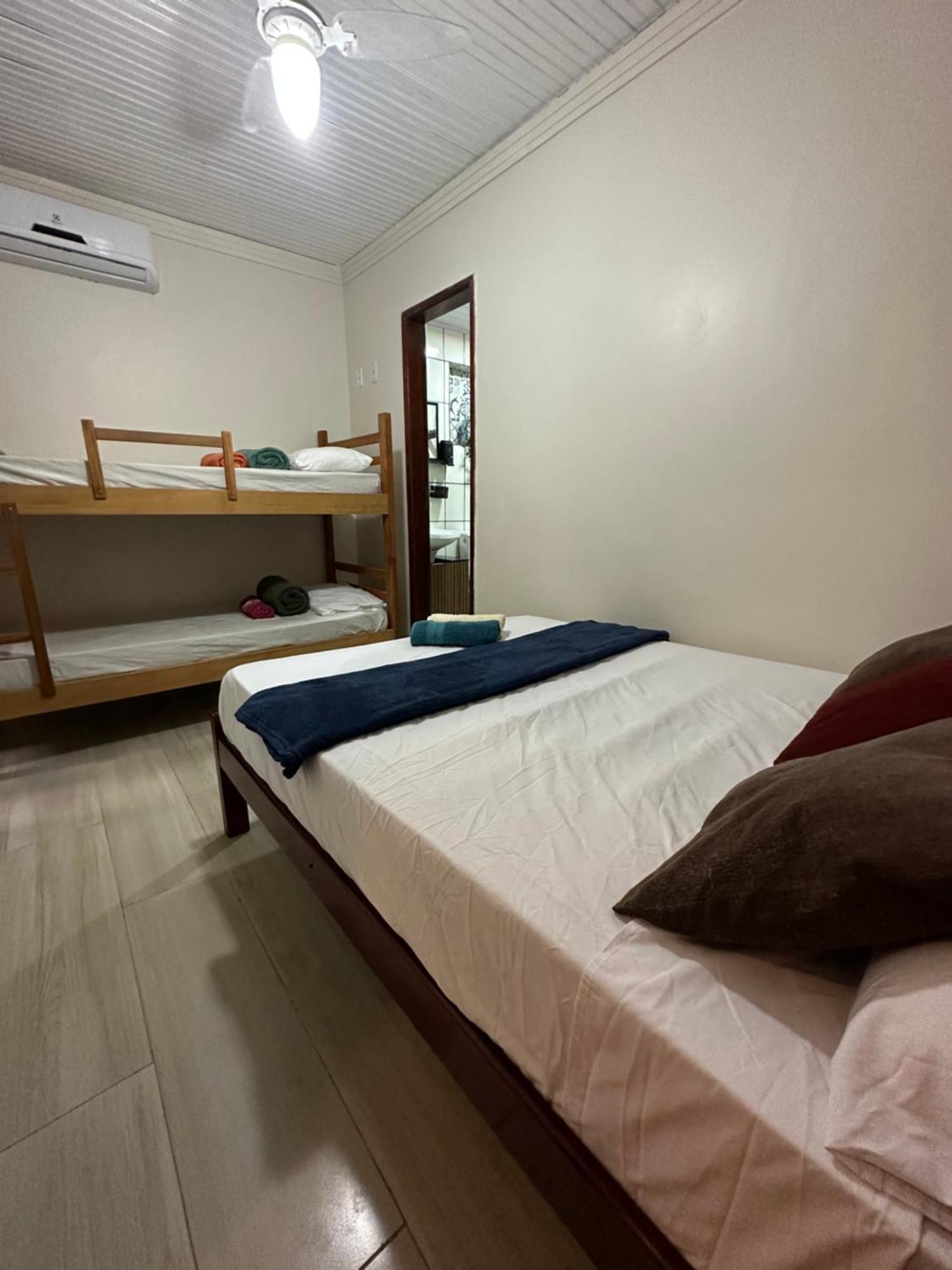 Mahalo Hostel Abraão Zewnętrze zdjęcie