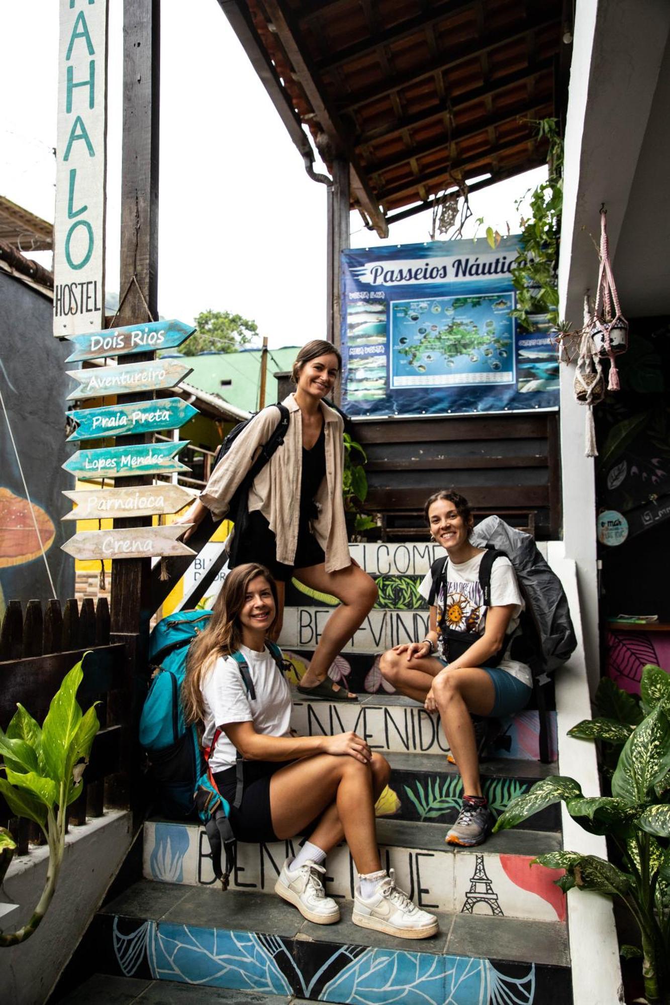 Mahalo Hostel Abraão Zewnętrze zdjęcie