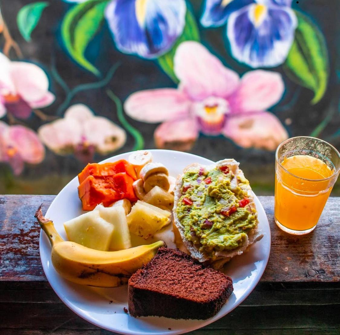 Mahalo Hostel Abraão Zewnętrze zdjęcie
